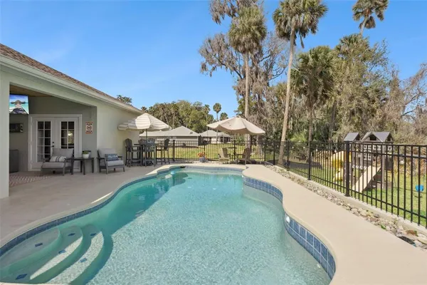 $525,000 | 16805 Beauclaire Court, Tavares, FL 32778
