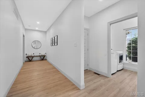 $550,000 | 322 Pointe Loma Boulevard, Lake St. Louis, MO 63367