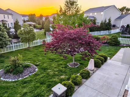 $550,000 | 322 Pointe Loma Boulevard, Lake St. Louis, MO 63367