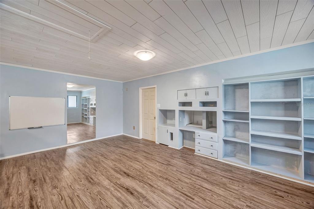 407 1st Avenue Northeast Lutz, FL 33549 - Photo 19 of 53