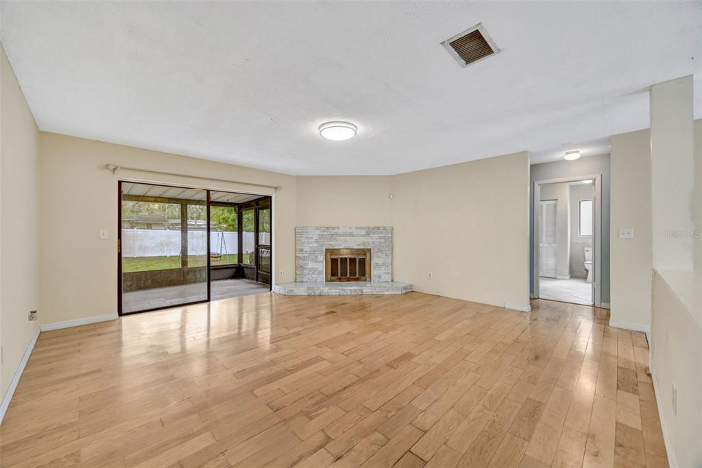 407 1st Avenue Northeast Lutz, FL 33549 - Photo 26 of 53