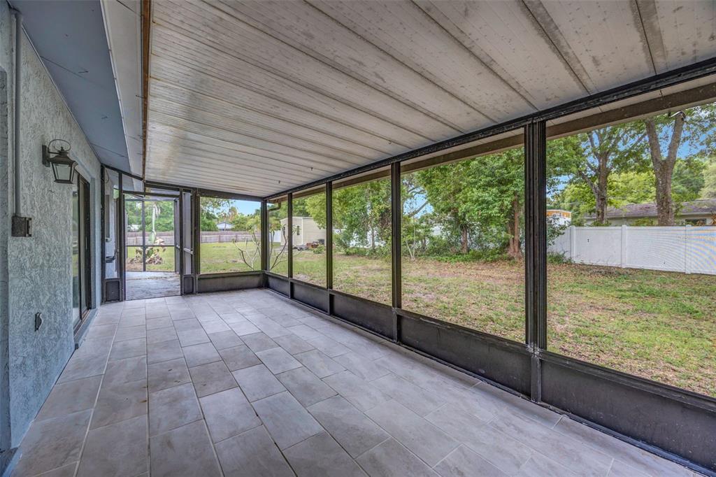 407 1st Avenue Northeast Lutz, FL 33549 - Photo 38 of 53