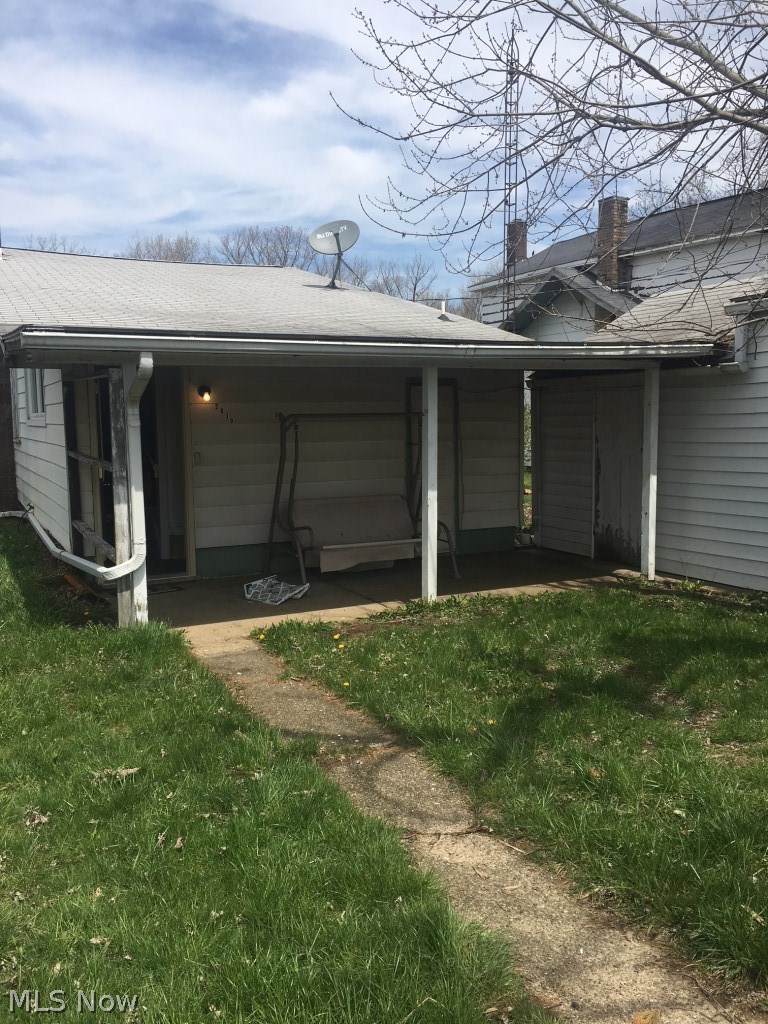 2839 Riverside Park Road Southeast Uhrichsville, OH 44683 - Photo 3 of 11 Gallery Image 3