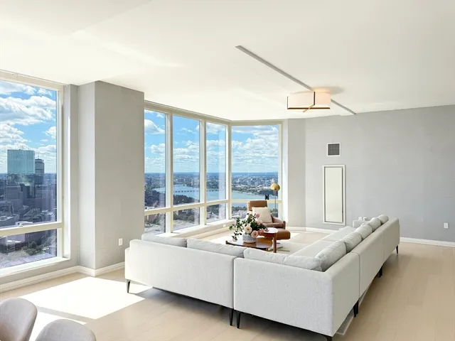 $5,750,000 | 1 Franklin Street, Unit 5106, Boston, MA 02110