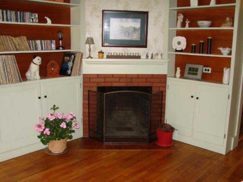 42 Belgrade Road Oakland, ME 04963 - Photo 8 of 24 Living Room.