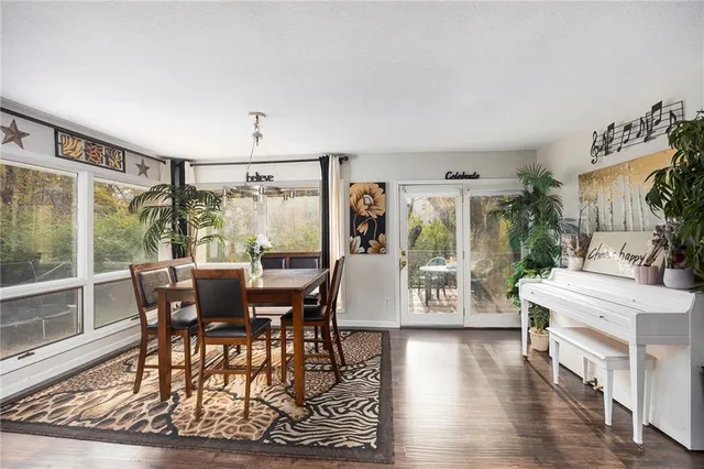 $389,000 | 901 East 109th Terrace, Kansas City, MO 64131