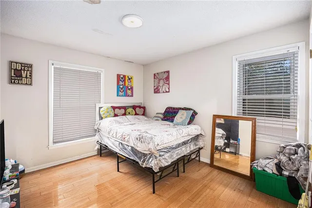 $389,000 | 901 East 109th Terrace, Kansas City, MO 64131