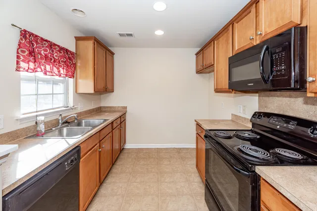 $315,000 | 303 Cicadas Song Drive, Moncks Corner, SC 29461