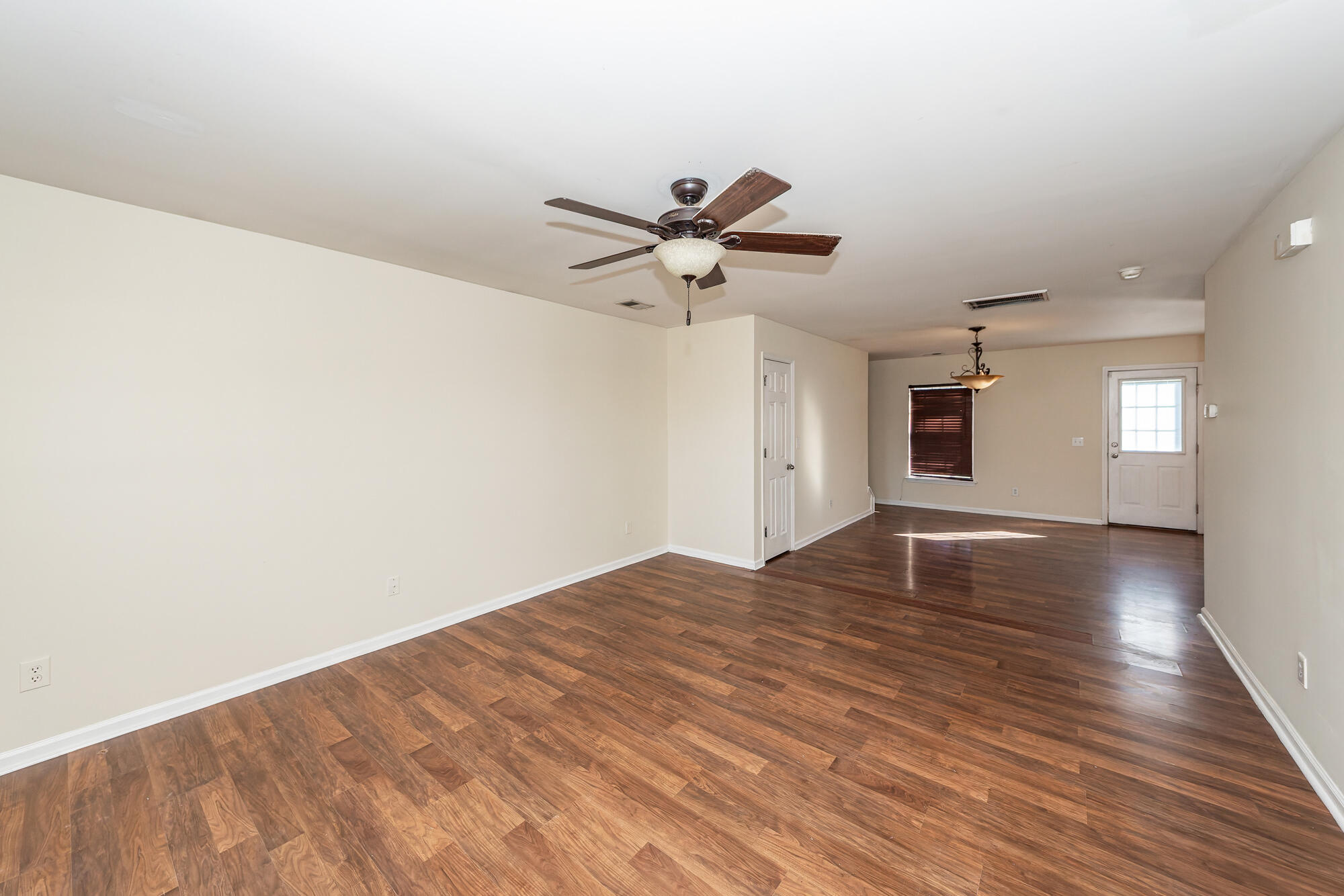 303 Cicadas Song Drive Moncks Corner, SC 29461 - Photo 5 of 31 04