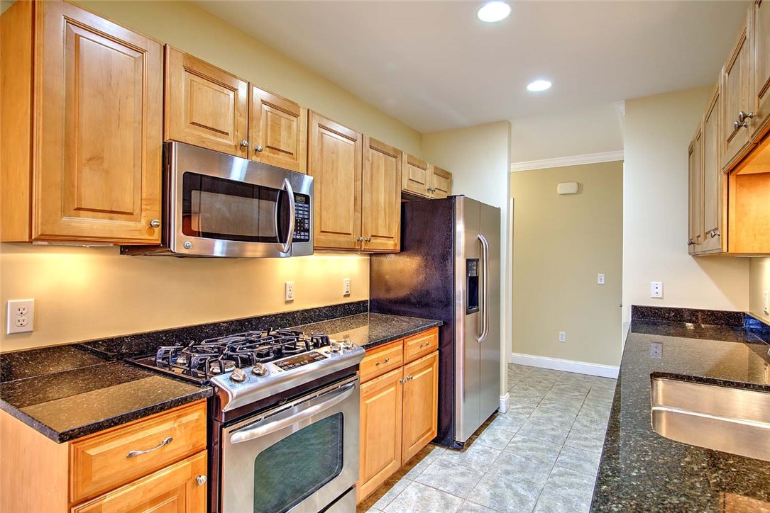 70 Turner Street, Unit A7 Warwick, RI 02886 - Photo 14 of 35