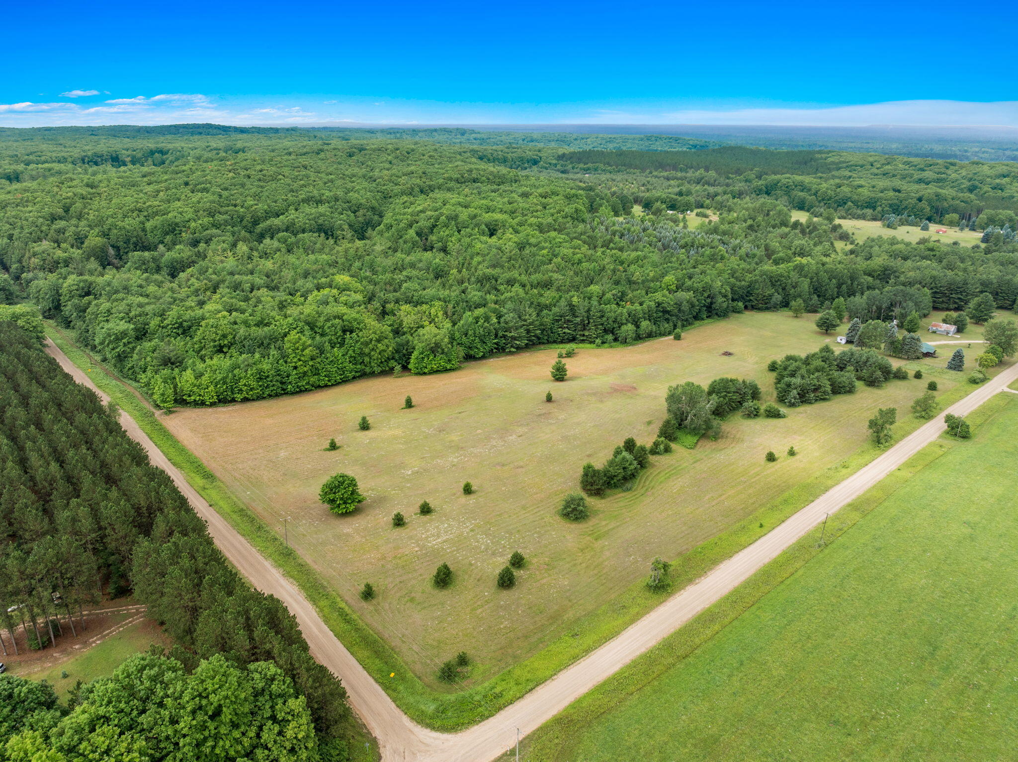 9191 West 34 Road Harrietta, MI 49638 - Photo 10 of 54 7-web-or-mls-DJI_20260627183725_0647_D