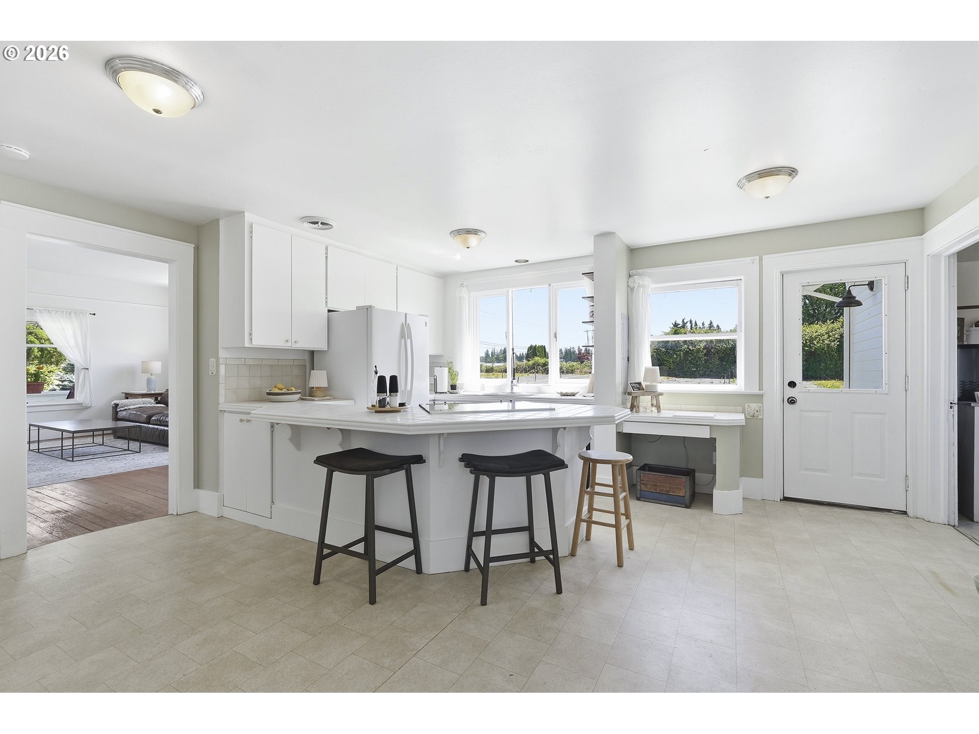24051 Airport Road Northeast Aurora, OR 97002 - Photo 15 of 48