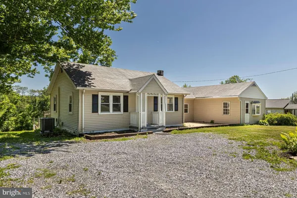 $324,900 | 3392 Upper Valley Road, Parkesburg, PA 19365