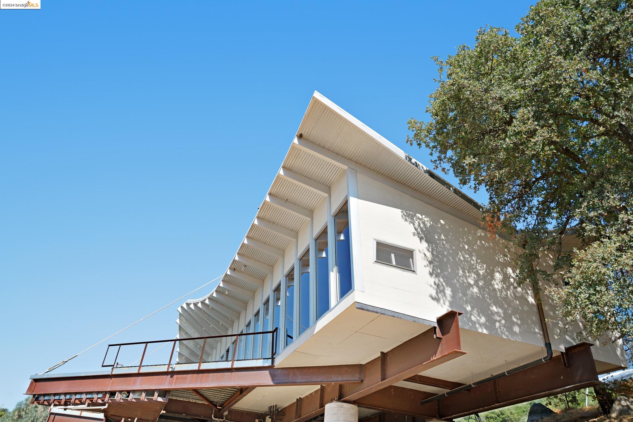 3599 Hector Road Newcastle, CA 95658 - Photo 5 of 51 a balcony with table and chairs