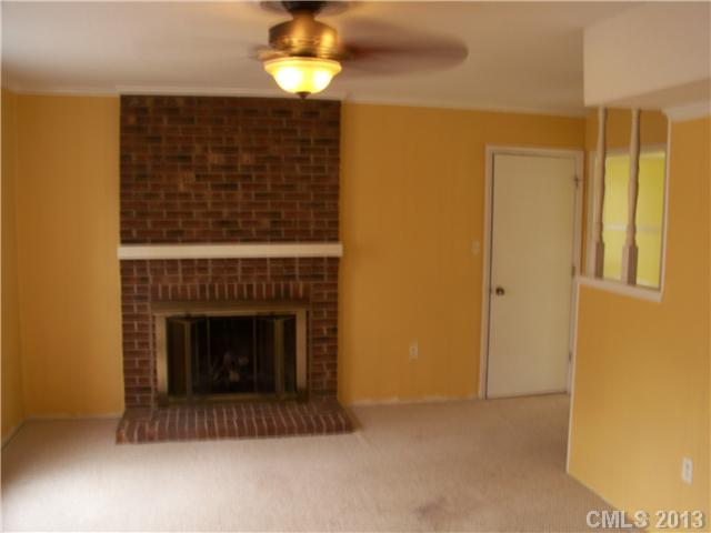 9635 Watergate Road Charlotte, NC 28270 - Photo 3 of 15 Gallery Image 3
