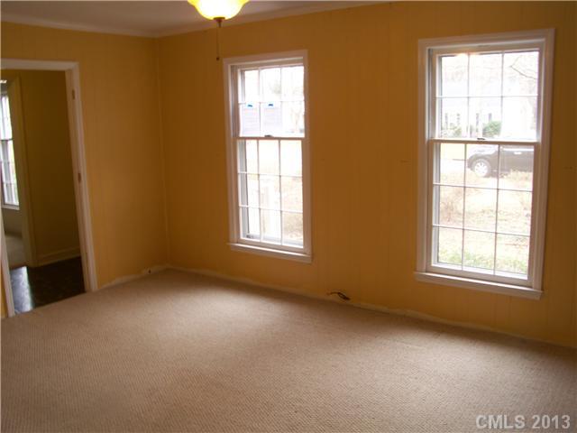 9635 Watergate Road Charlotte, NC 28270 - Photo 4 of 15 Gallery Image 4