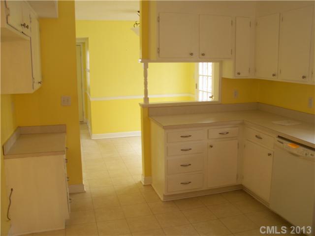 9635 Watergate Road Charlotte, NC 28270 - Photo 7 of 15 Gallery Image 7