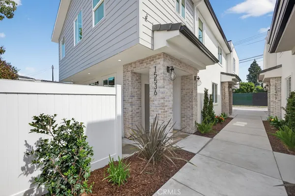 $1,239,000 | 15336 Colorado Avenue, Paramount, CA 90723