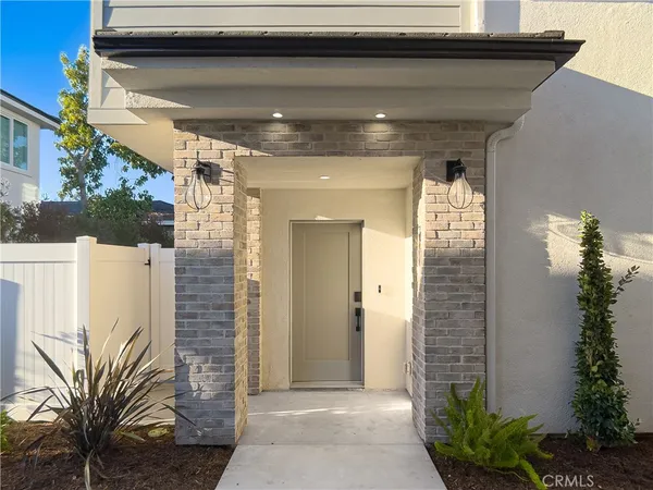 $1,239,000 | 15336 Colorado Avenue, Paramount, CA 90723