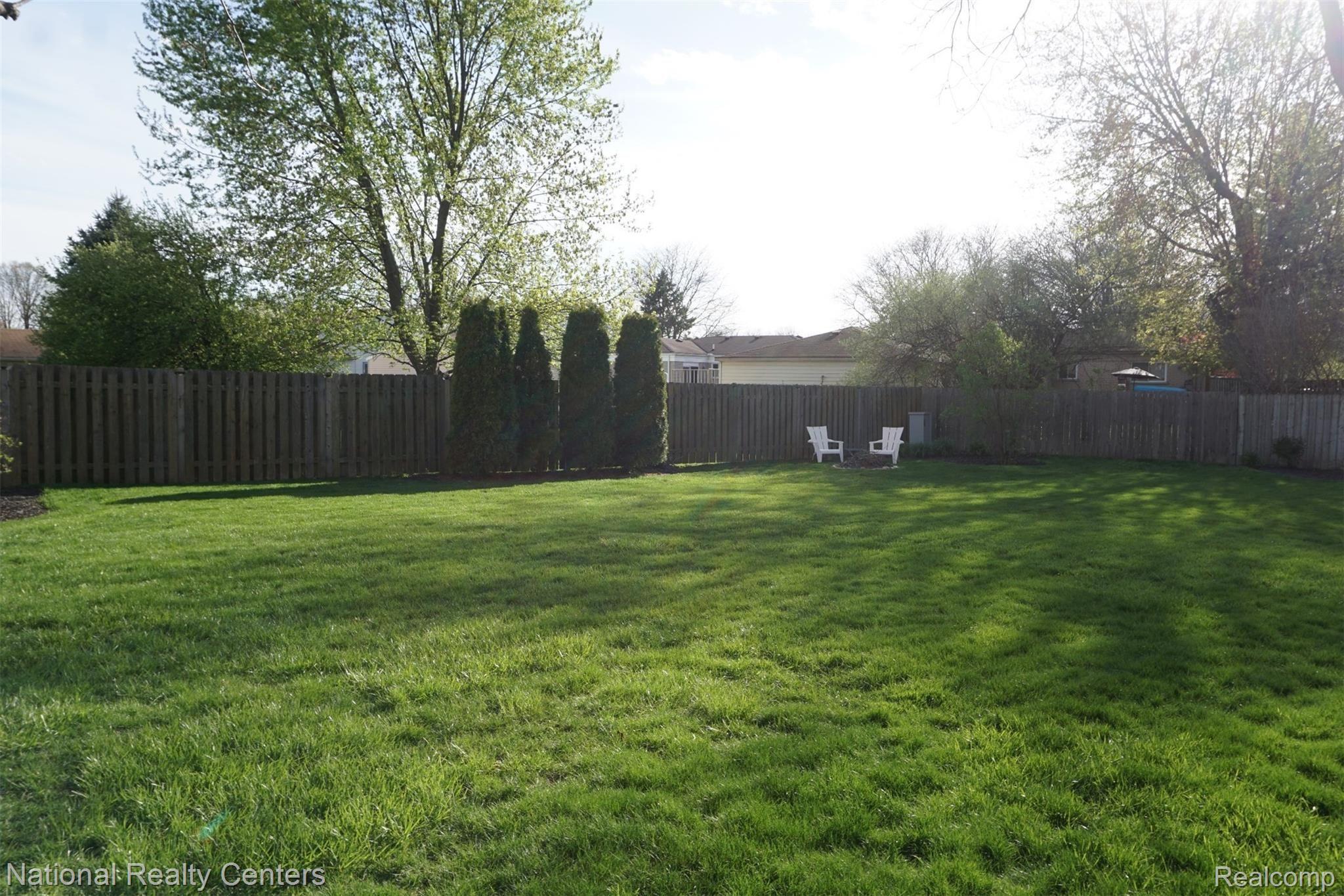 552 Buckingham Road Canton, MI 48188 - Photo 30 of 43 DSC08297.JPG