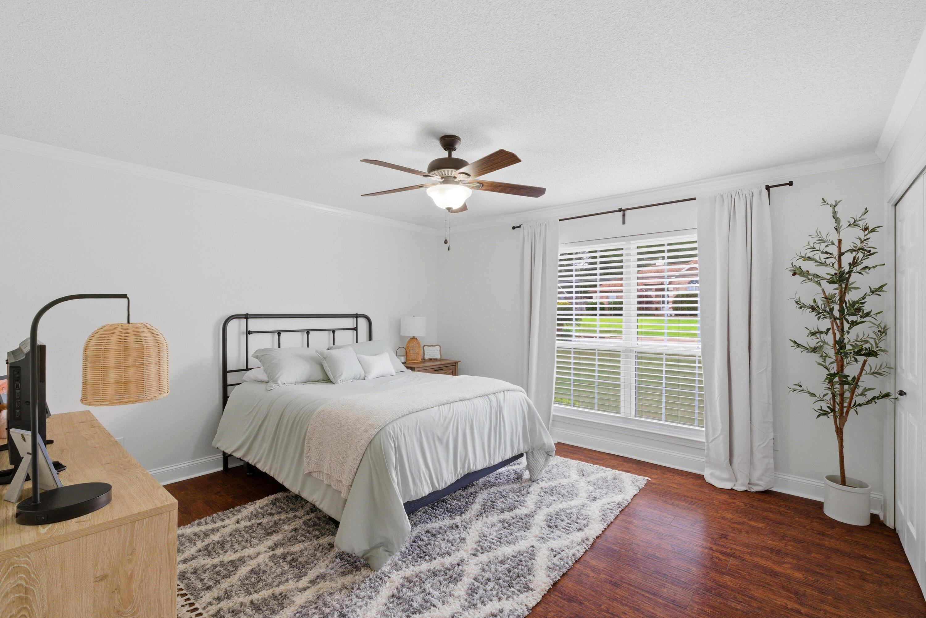 6032 Forest Green Road Pensacola, FL 32505 - Photo 22 of 37 Bedroom 3