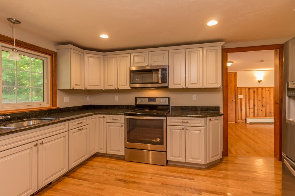 175 Marshall Road Fitchburg, MA 01420 - Photo 3 of 22 Gallery Image 3