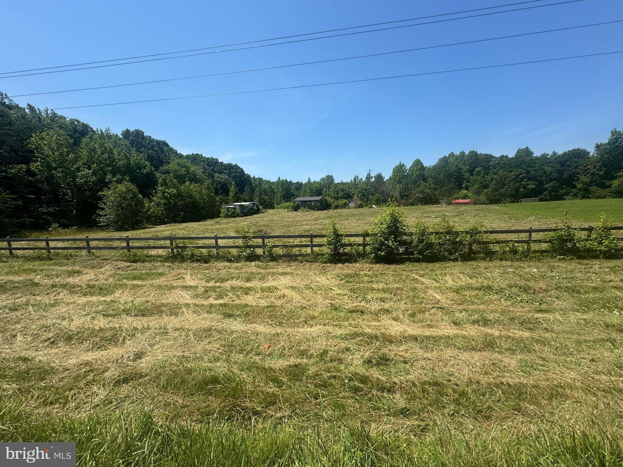 18295 Mountain Road Montpelier, VA 23192 - Photo 3 of 6 Gallery Image 3