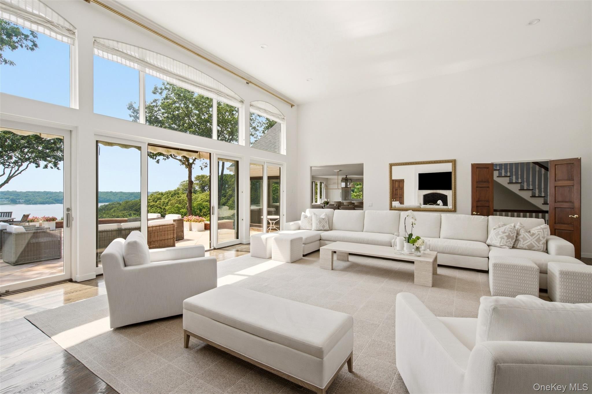 86 White Hill Road Cold Spring Harbor, NY 11724 - Photo 5 of 36