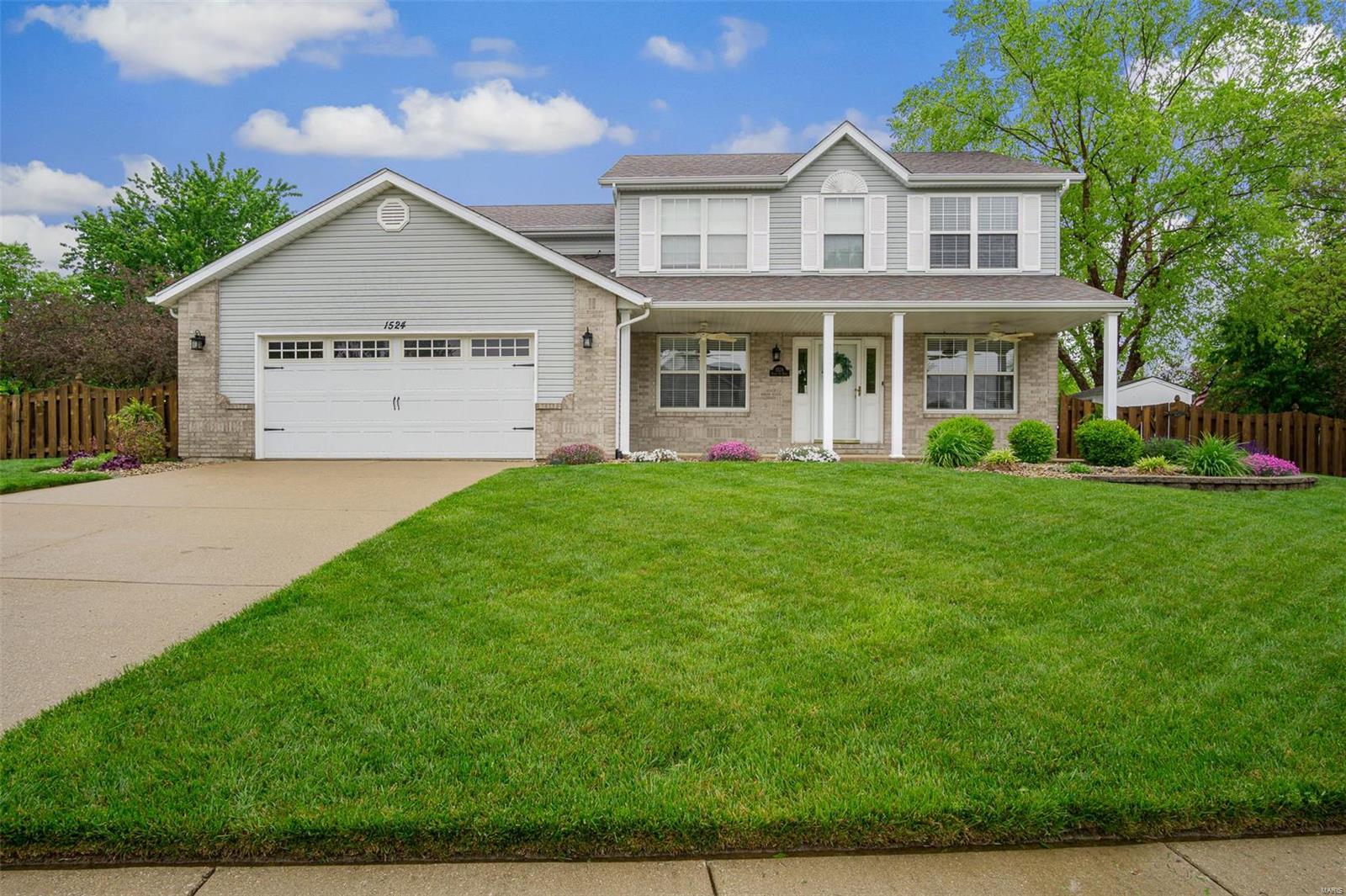 1524 Round Top Ridge O'Fallon, IL 62269 - Photo 1 of 34
