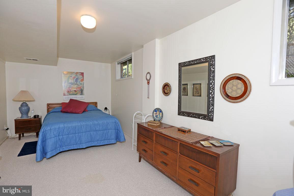6900 Heatherhill Road Bethesda, MD 20817 - Photo 28 of 30