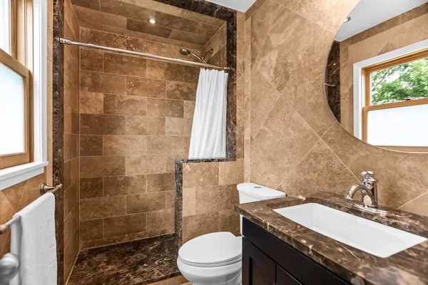 $700,000 | 13310 North Red Coat Drive, Lemont, IL 60439