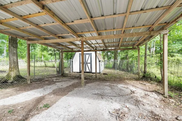 $2,100 | 19355 Forest Ln Circle, New Caney, TX 77357