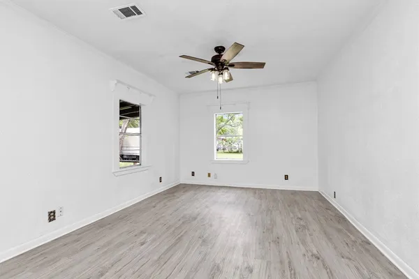 $2,100 | 19355 Forest Ln Circle, New Caney, TX 77357