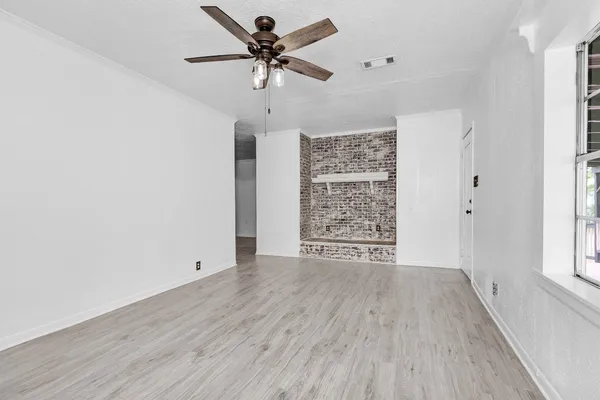 $2,100 | 19355 Forest Ln Circle, New Caney, TX 77357