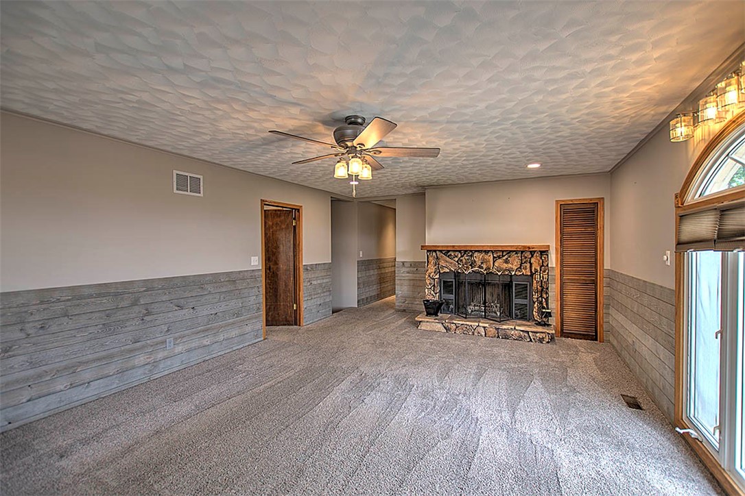 505 West Forsyth Road Forsyth, IL 62535 - Photo 9 of 36