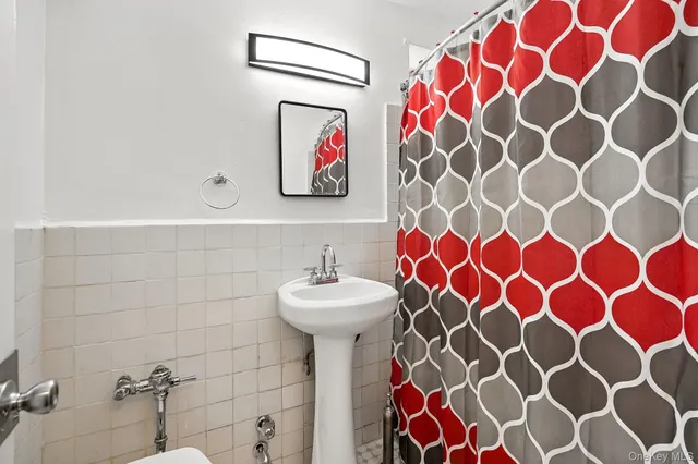 $105,000 | 650 Warburton Avenue, Unit 6M, Yonkers, NY 10701