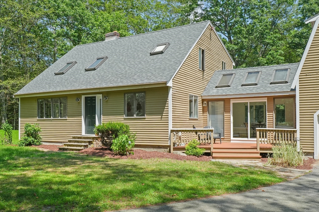 12 Baker Road Salisbury, MA 01952 - Photo 3 of 42