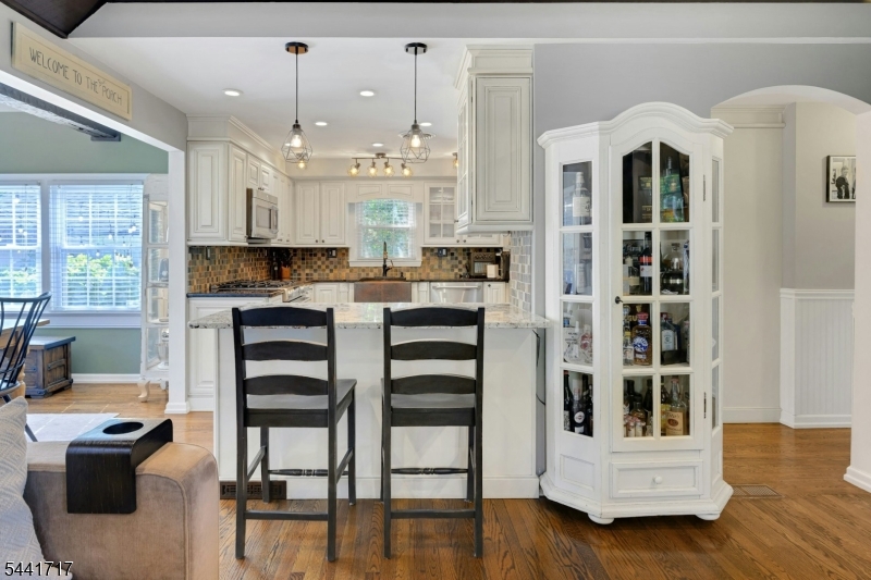215 Mountainview Road Warren, NJ 07059 - Photo 8 of 37