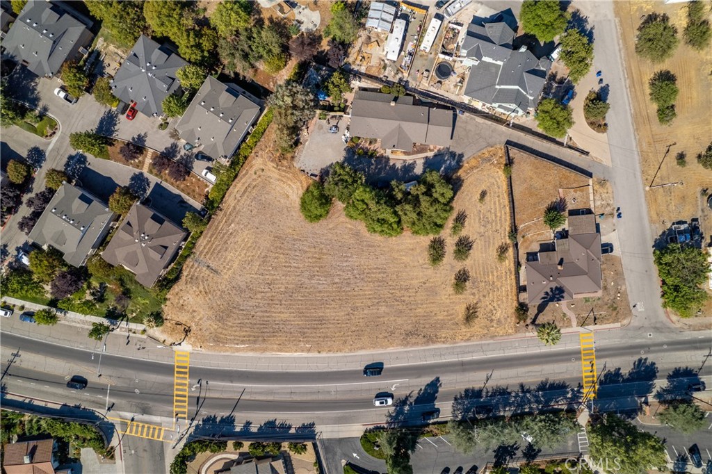 845 Creston Road Paso Robles, CA 93446 - Photo 3 of 9