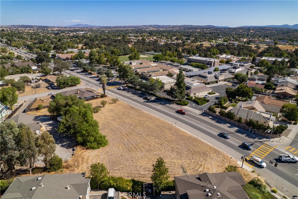 845 Creston Road Paso Robles, CA 93446 - Photo 4 of 9