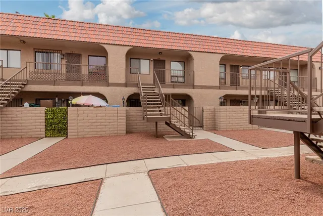 $125,000 | 4300 North Lamont Street, Unit 209, Las Vegas, NV 89115