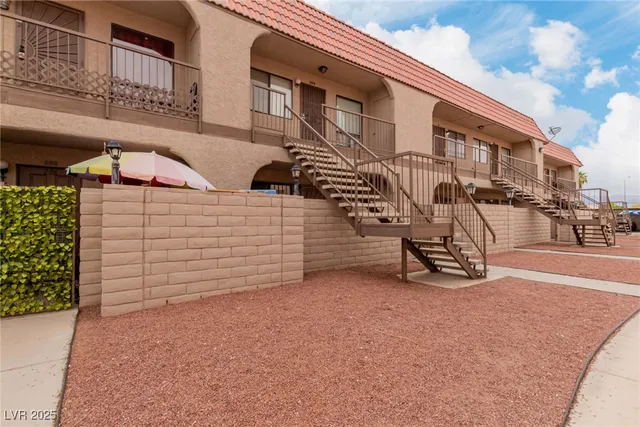 $125,000 | 4300 North Lamont Street, Unit 209, Las Vegas, NV 89115