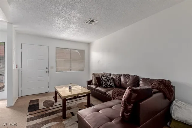 $125,000 | 4300 North Lamont Street, Unit 209, Las Vegas, NV 89115