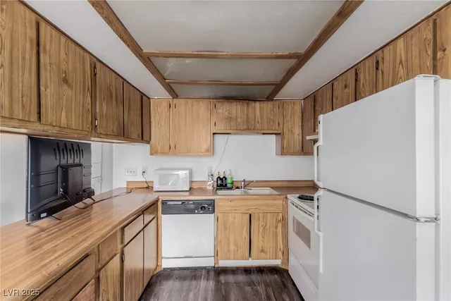 $125,000 | 4300 North Lamont Street, Unit 209, Las Vegas, NV 89115