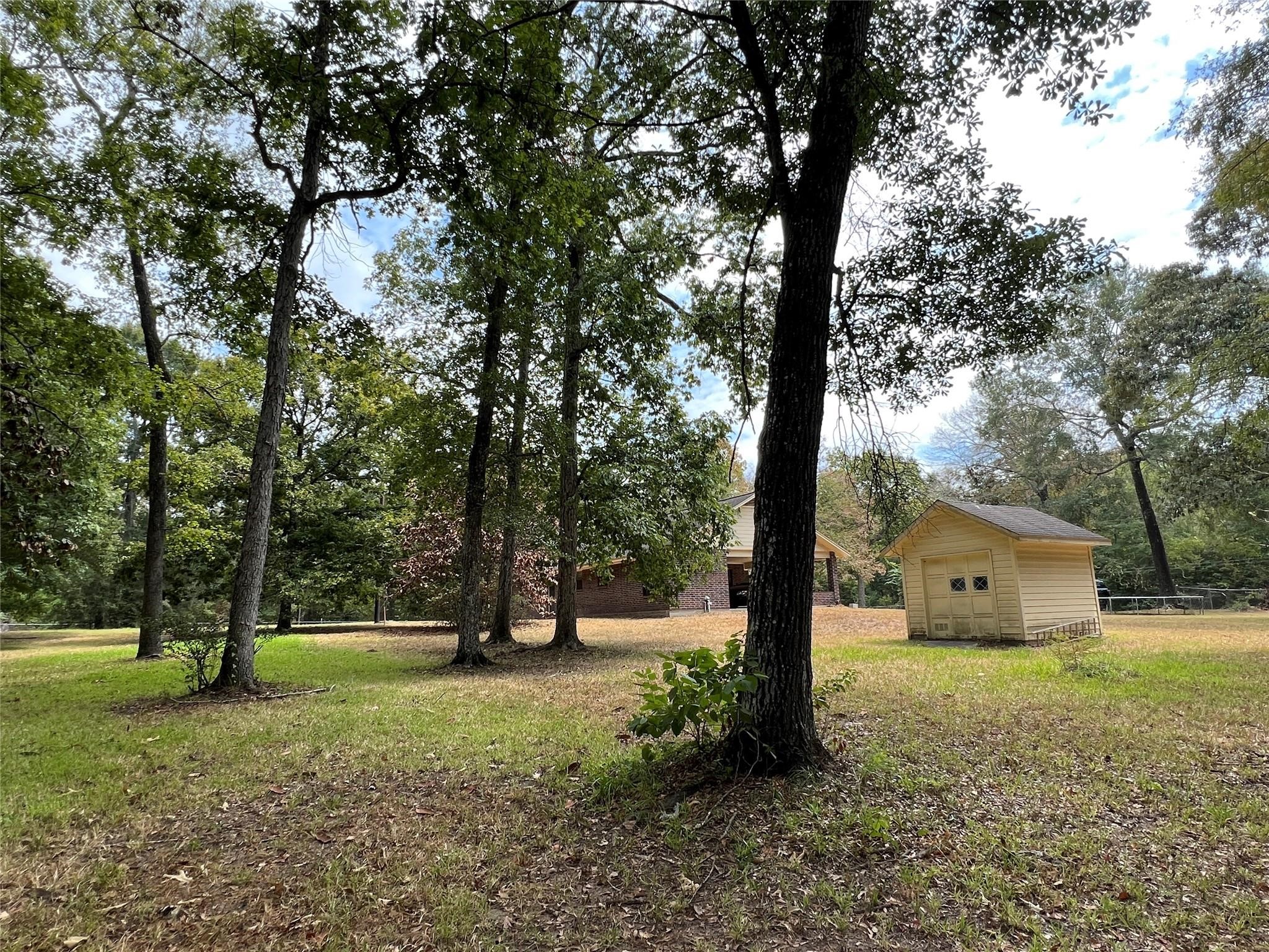 12345 Oak Leaf Road Conroe, TX 77303 - Photo 9 of 10 Gallery Image 9