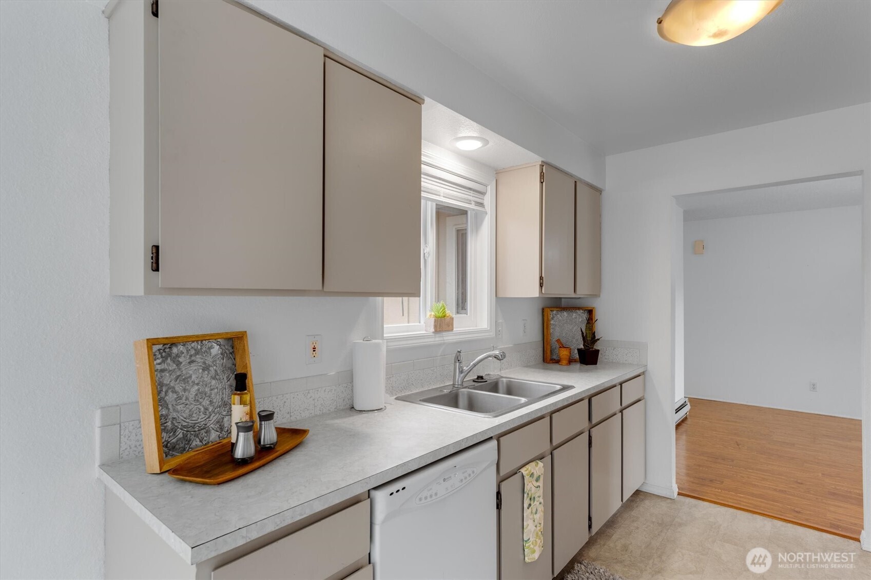 2329 Jennifer Place Longview, WA 98632 - Photo 9 of 28