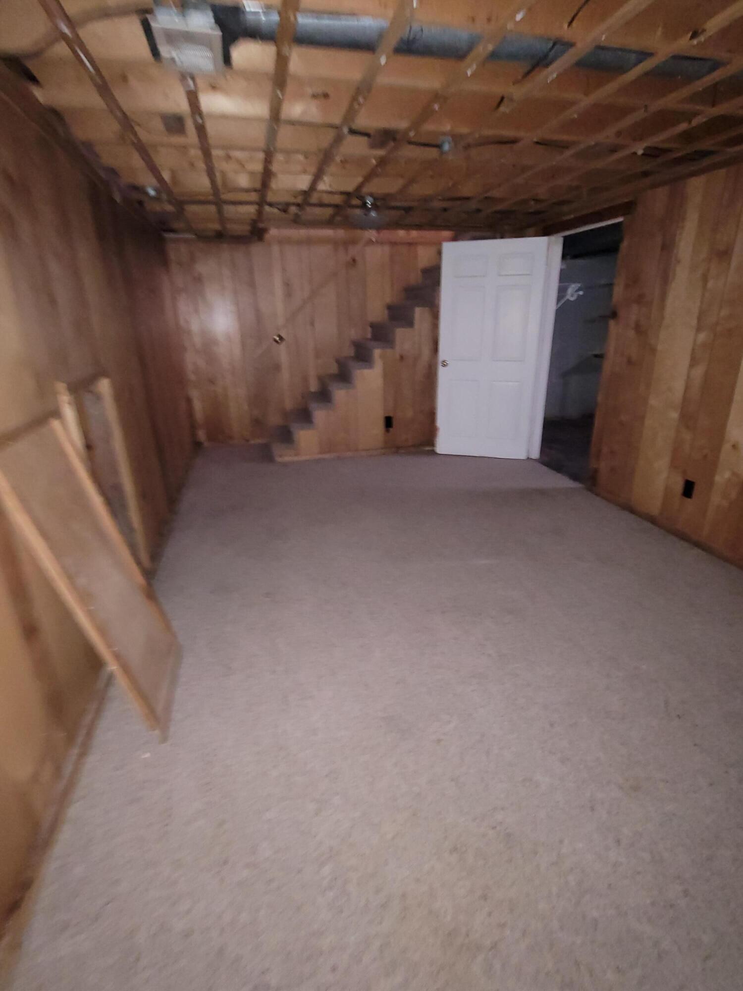 17031 Lovers Lane Three Rivers, MI 49093 - Photo 14 of 17 20240225_125618