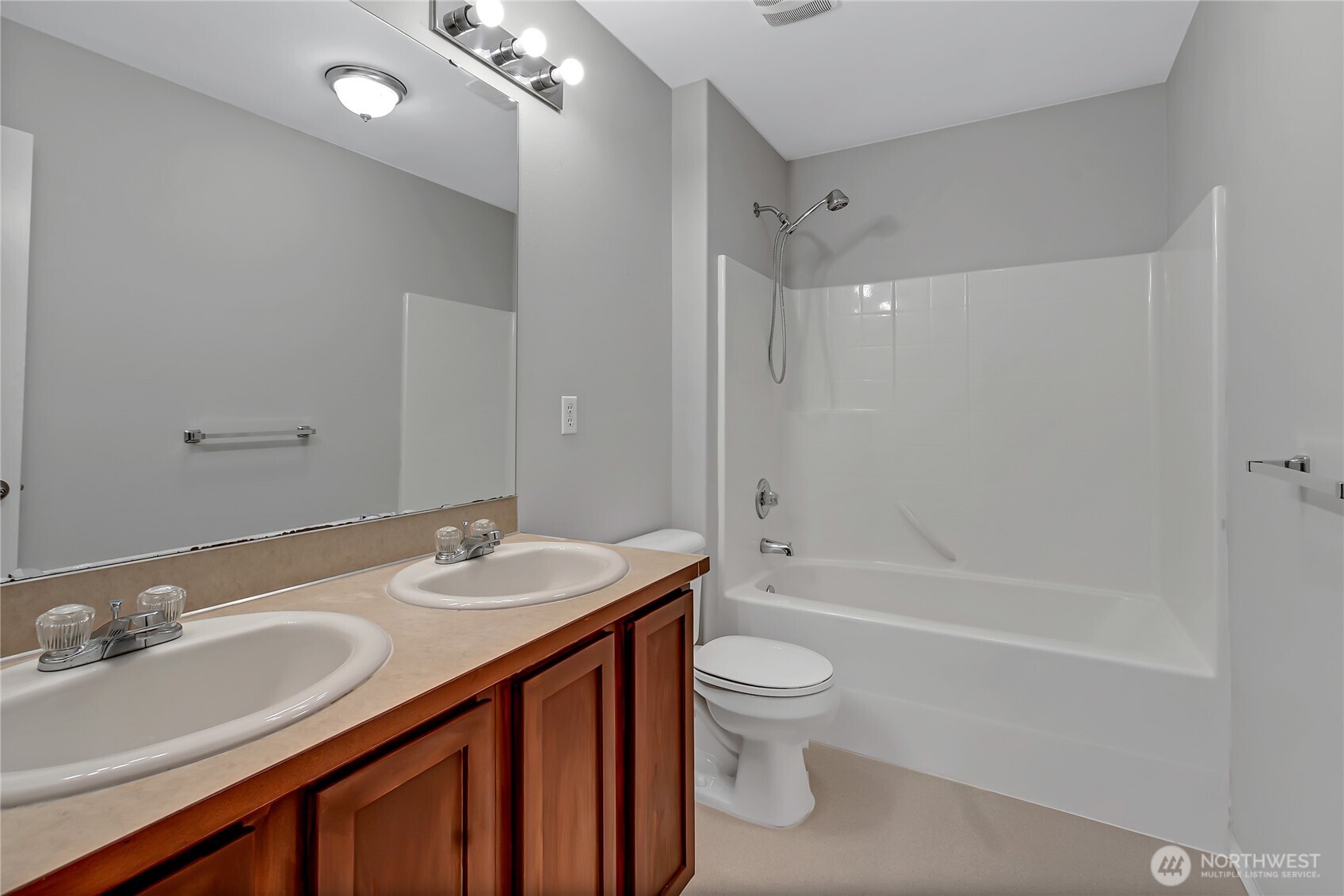 1401 Riddell Avenue Northeast Orting, WA 98360 - Photo 16 of 35
