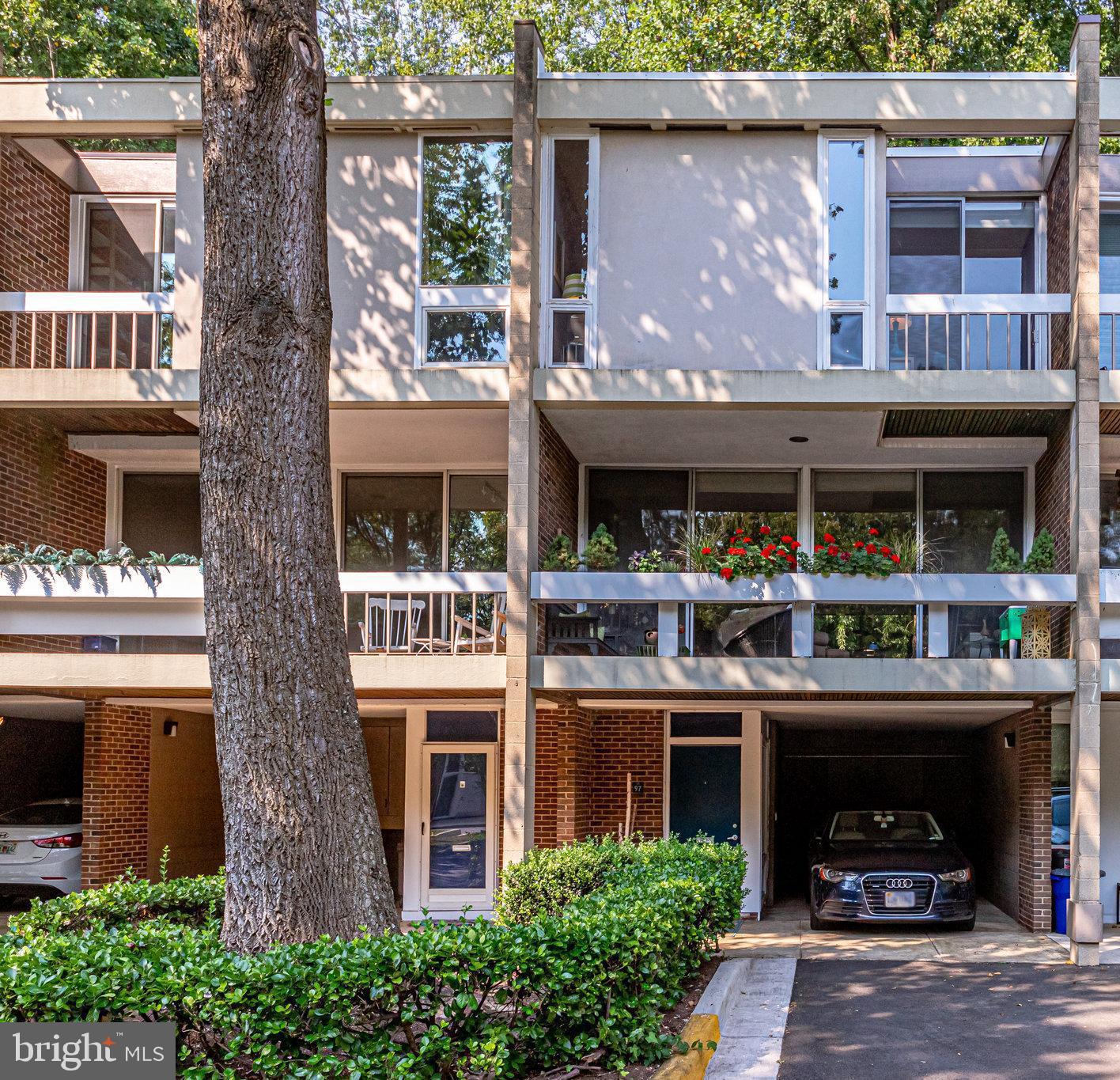 11597 Maple Ridge Road Reston, VA 20190 - Photo 1 of 34 Front
