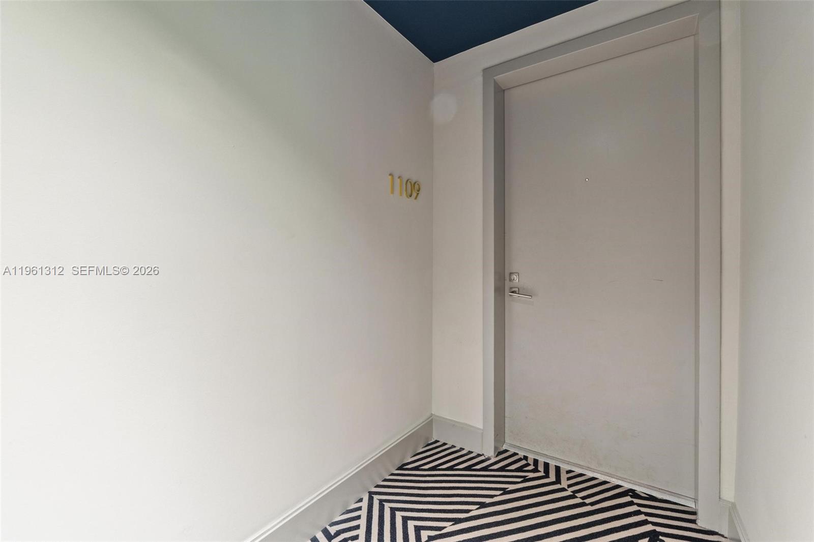 45 Southwest 9th Street, Unit 1109 Miami, FL 33130 - Photo 17 of 25 a view of an empty room